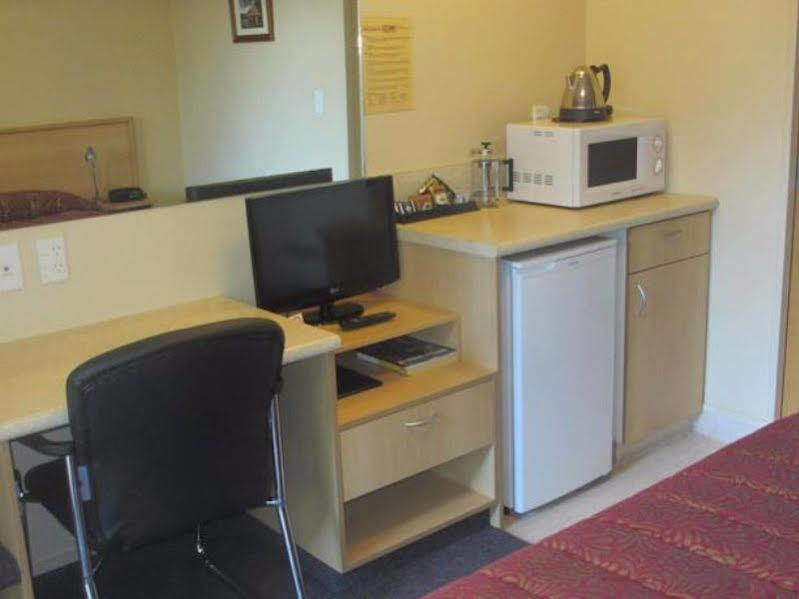 דנידין Alhambra Oaks Motor Lodge מראה חיצוני תמונה