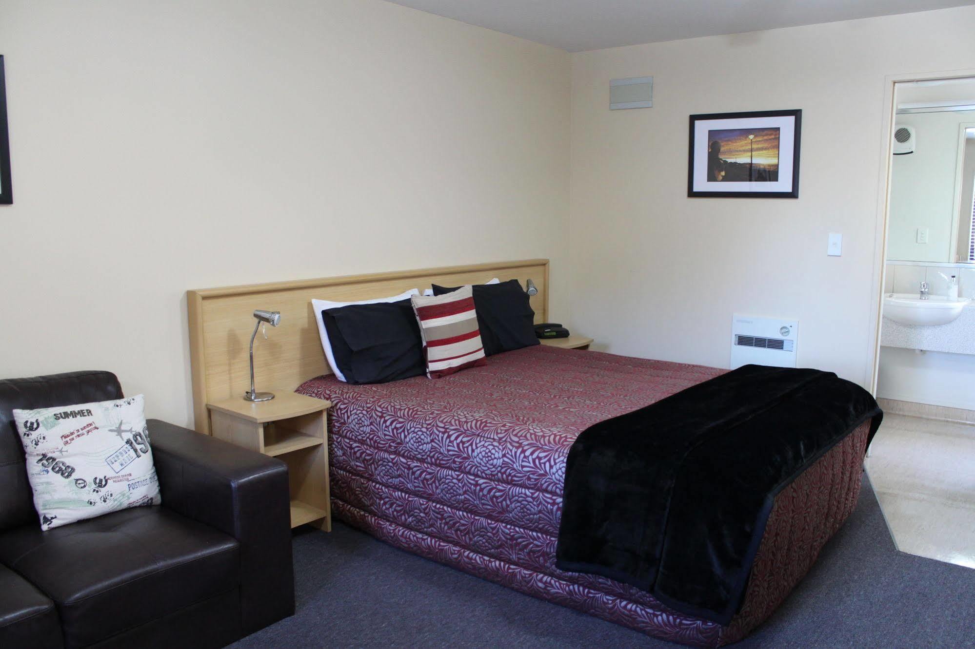 דנידין Alhambra Oaks Motor Lodge מראה חיצוני תמונה