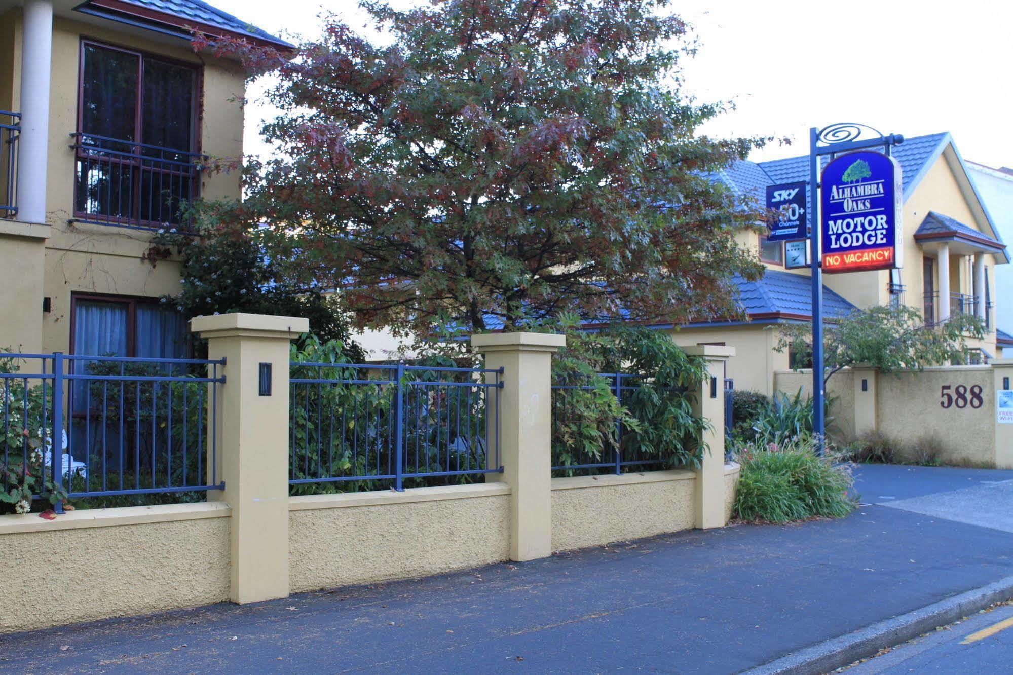 דנידין Alhambra Oaks Motor Lodge מראה חיצוני תמונה